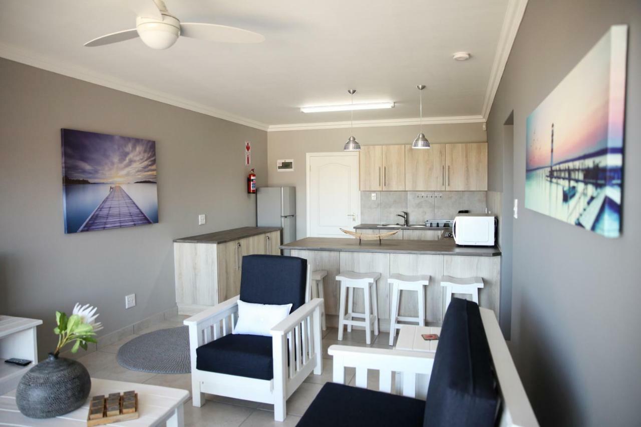 Mari-Amor Self-Catering Apartments Mossel Bay Exterior photo